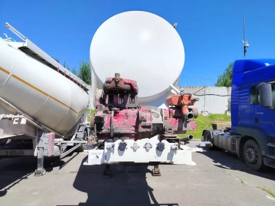 BONUM 914230 Полуприцеп цистерна для сыпучих грузов 914230