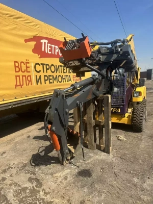 ПК Промтрактор МКСМ* Мини погрузчик МКСМ 1000М (Дизельный, 4,8 л, 82 л.с., АТ)