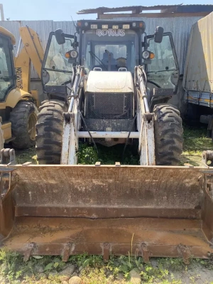Borus BR-825 Экскаватор-погрузчик BR-825 (Дизельный, 4,8 л, 102 л.с., АТ)
