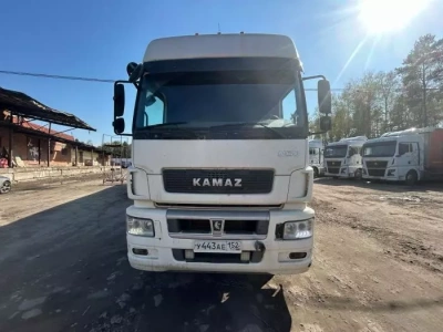 КамАЗ 5490 4x2 Седельный тягач 5490-033-87(S5) (Дизельный, 12,0 л, 401 л.с., АТ)