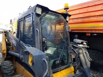 XCMG XC* Мини погрузчик XC740RU  (Дизельный, 3,1 л, 48 л.с., АТ)