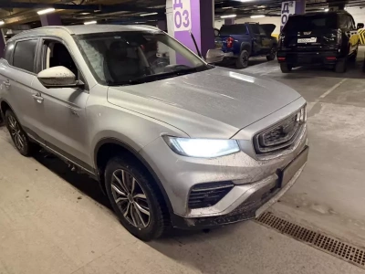 Geely Atlas Pro Luxury 1.5T DCT7 4WD