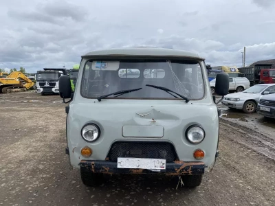 UAZ 3909* Бортовой 390945 (Тент, 4+1 мест, без ABS, Бензиновый, 2,7 л, 112 л.с.)