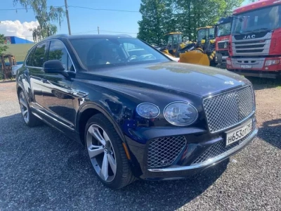 Bentley Bentayga BENTLEY BENTAYGA V8