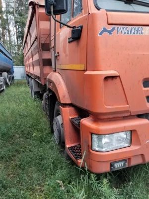 КамАЗ 65115 6x4 Зерновоз 552919 (Дизельный, 11,8 л, 300 л.с., МТ)