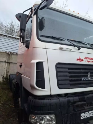 МАЗ 5440 4x2 Седельный тягач 5440С5-8580-031 (Дизельный, 6,7 л, 328 л.с., МТ)
