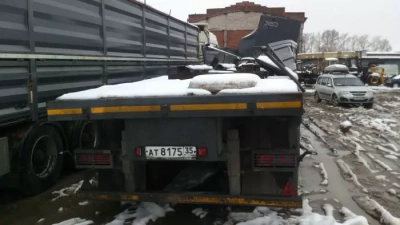 САВ (СпецАвто-Восток) 9318* Полуприцеп тяжеловоз 3 оси 93183RE6 (Не раздвижной)