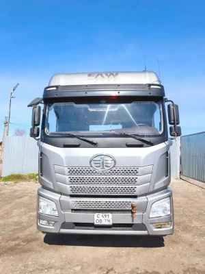 FAW JH6 6x4 Седельный тягач CA4250P25K15T1E5A80 (Дизельный, 11.6 л, 430 л.с. МТ)