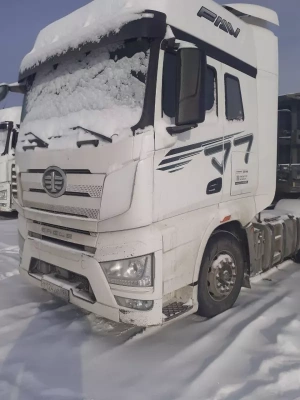 FAW J7 6x4 Седельный тягач CA4250P77K25T1E5 (Дизельный, 12.5 л, 553 л.с. АТ)