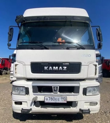 КамАЗ 5490 4x2 Седельный тягач 5490-S5 (Дизельный, 12,0 л, 401 л.с., МТ)