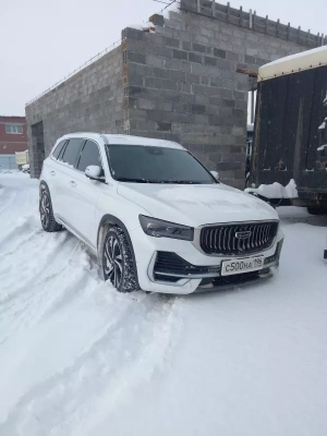Geely Monjaro 2.0 AT Flagship
