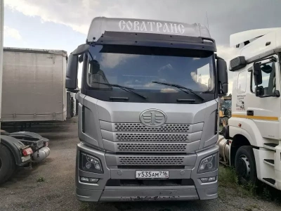 FAW JH6 4x2 Седельный тягач CA4180P25K15E5A80 (Дизельный, 11,6 л, 453 л.с., АТ)
