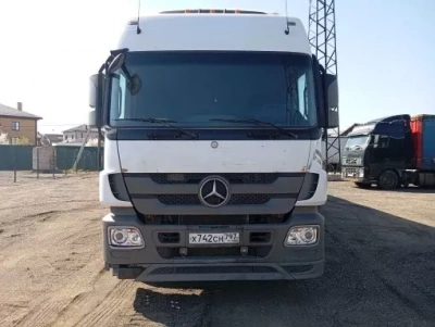 Mercedes-Benz ACTROS 4x2 Седельный тягач 1841 LS (Дизельный, 12 л, 408 л.с., АТ)