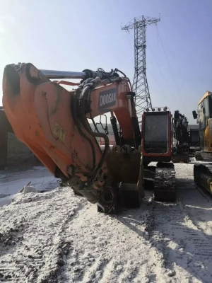Doosan DX 300 Экскаватор DX300LCA-7M (Дизельный, 8,1 л, 188 л.с., АТ)