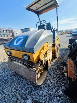 XCMG XMR* Каток XMR403VT (Дизельный, 2,5 л, 49 л.с., АТ)