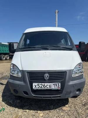GAZ GAZELLE BUSINESS Цельнометаллический 27057 (Бензиновый, 2,7 л, 107 л.с. МТ)