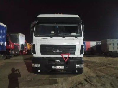 МАЗ 5440 4x2 Седельный тягач 544028-570-031 (Дизельный, 11,6 л, 423 л.с., МТ)