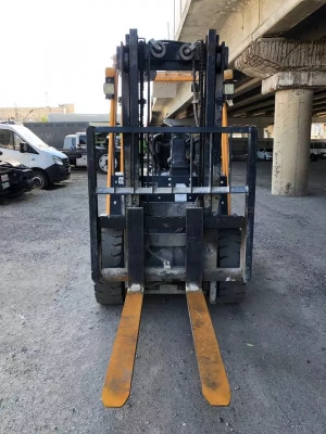 Aurora FD* Вилочный погрузчик FD30-F3 (Дизельный, 2,7 л, 50 л.с., АТ)