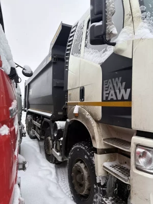 FAW J6 8x4 Самосвал 658983-01 (Дизельный, 11,1 л, 420 л.с, МТ)