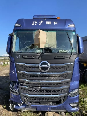 BEIJING BJ* 6x4 Седельный тягач BJ4250D6CP-02 (Дизельный, 12,9 л, 579 л.с., АТ)