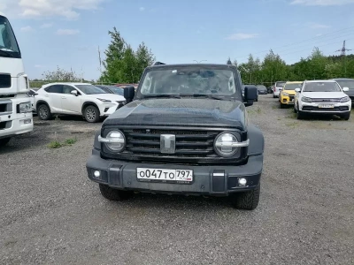 TANK 300 City Premium 2.0 8AT 4WD