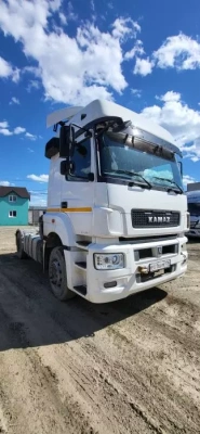 КамАЗ М1840 4x2 Седельный тягач 5490-S5 (Дизельный, 12,0 л, 401 л.с., МТ)