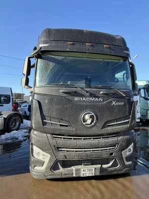 Shacman (Shaanxi) SX* 4x2 Седельный тягач SX4188YY381 (Дизельный, 12,5 л, 473 л.с., МТ)