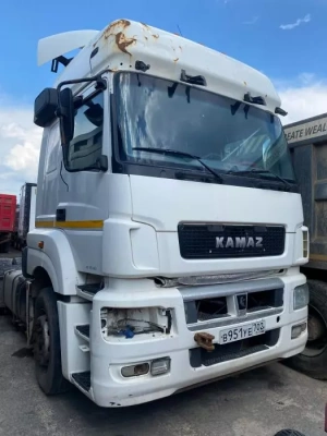 КамАЗ 5490 4x2 Седельный тягач 5490-S5 (Дизель/Газ, 12,0 л, 401 л.с., МТ)