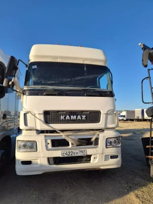 КамАЗ 5490 4x2 Седельный тягач 5490-033-87(S5) (Дизельный, 12,0 л, 401 л.с., АТ)
