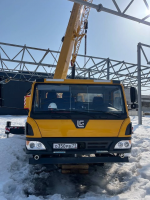 LiuGong LTC25* 6x4 Автокран LTC250T5 (Дизельный, 6.7 л. 292 л.с. МТ)