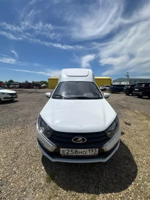 LADA GRANTA Цельнометаллический GRNTLH (Бензиновый, 1,6 л, 90 л.с. МТ)