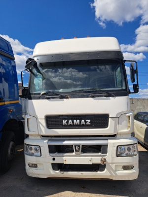 КамАЗ 5490 4x2 Седельный тягач 5490-022-87(S5) (Дизельный, 11,9 л, 401 л.с., МТ)