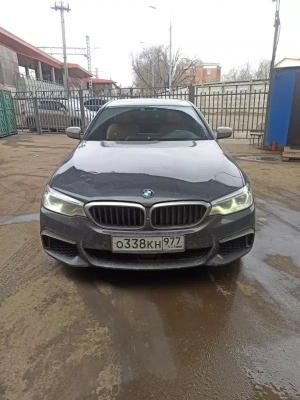 BMW 5-SERIES M550i xDrive