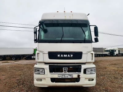 КамАЗ 5490 4x2 Седельный тягач 5490-S5 (Дизель/Газ, 12,0 л, 401 л.с., МТ)