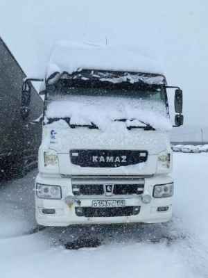 КамАЗ 5490 4x2 Седельный тягач 5490-T5 (Дизельный, 12,0 л, 428 л.с., МТ)