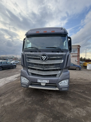 Foton AUMAN 4x2 Седельный тягач BJ4189SLFKA (Дизельный, 11,8 л, 470 л.с. АТ)