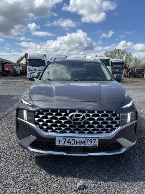 Hyundai SANTA FE High-Tech + Exclusive 2.2 CRDi 8AT