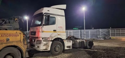 КамАЗ 5490 4x2 Седельный тягач 5490-892-DС (Дизель/Газ, 12,0 л, 401 л.с., МТ)