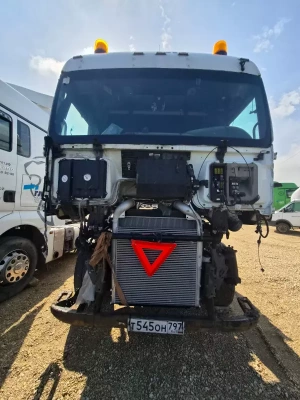 SITRAK C7H 4x2 Седельный тягач ZZ4186V361HE (Дизельный, 12,4 л, 480 л.с., АТ)