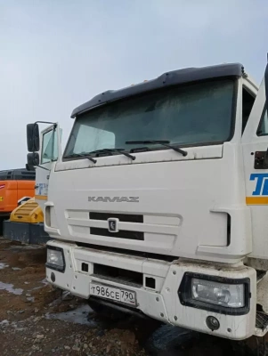 КамАЗ 53504 6x6 Седельный тягач 53504-50 (Дизельный, 11,8 л, 300 л.с., МТ)