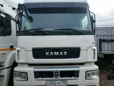 КамАЗ 5490 4x2 Седельный тягач 5490-S5 (Дизель/Газ, 12,0 л, 401 л.с., МТ)