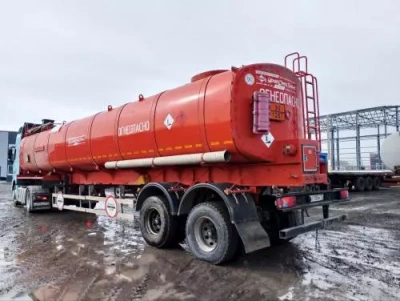 УралСпецТранс 9465* Полуприцеп цистерна 94652L-A2-06