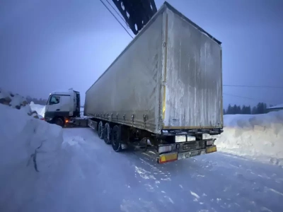 Krone SD Полуприцеп шторный SD