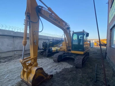 SHANTUI SE* Экскаватор SE135W (Дизельный, 4,1 л,  125 л.с., АТ)