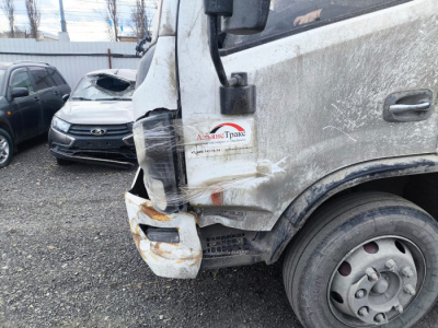 DongFeng C120 Бортовой (Евроборт) 2818F-51 (Евроборт, Дизельный, 3,8 л., 166 л.с., МТ)