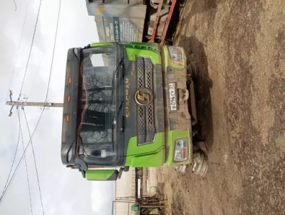Shacman (Shaanxi) SX* 8x4 Самосвал SX33186W366C (Дизельный, 10,8 л, 441 л.с., МТ)