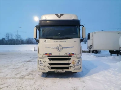 DongFeng DFH 4x2 Седельный тягач DFH4180 (Дизельный, 13,0 л, 509 л.с., АТ)