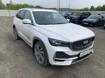 Geely Monjaro Флагман (Flagship) 2.0T (238 hp) 8AT 4WD