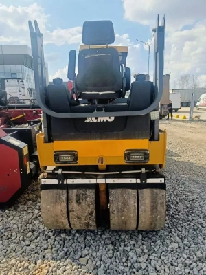 XCMG XMR* Каток XMR403VT (Дизельный, 2,5 л, 49 л.с., АТ)