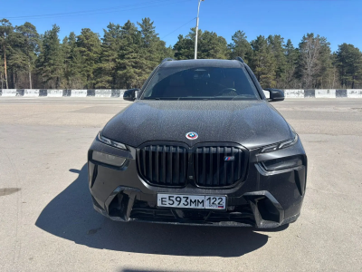 BMW X7 M60i xDrive